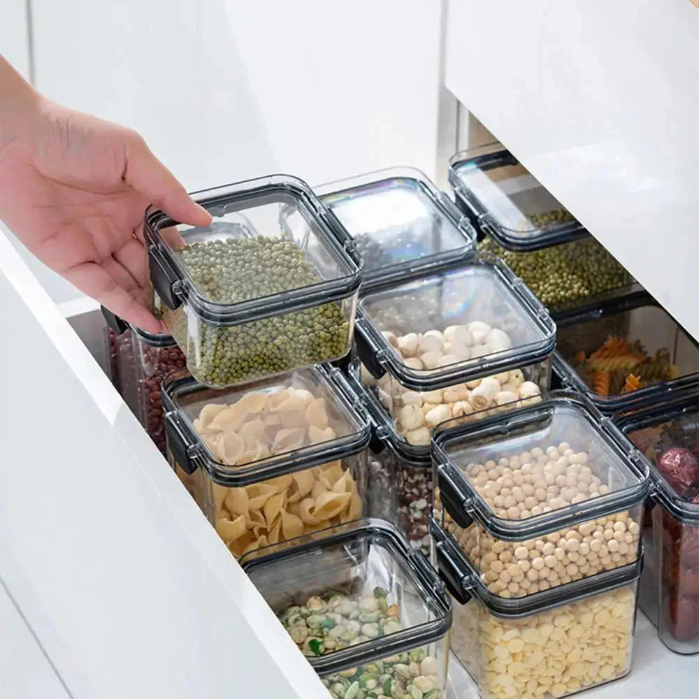 Airtight clear food storage container